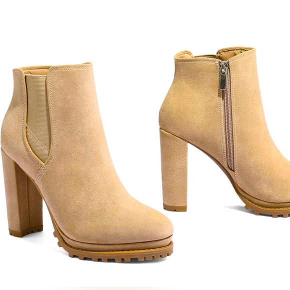 mysoft Shoes - MySoft boots women’s chunky boot New Size 10
